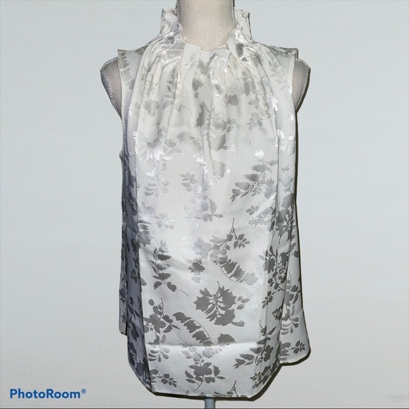 Ann Taylor Multi Floral Pleat Blouse - Picture 4 of 16